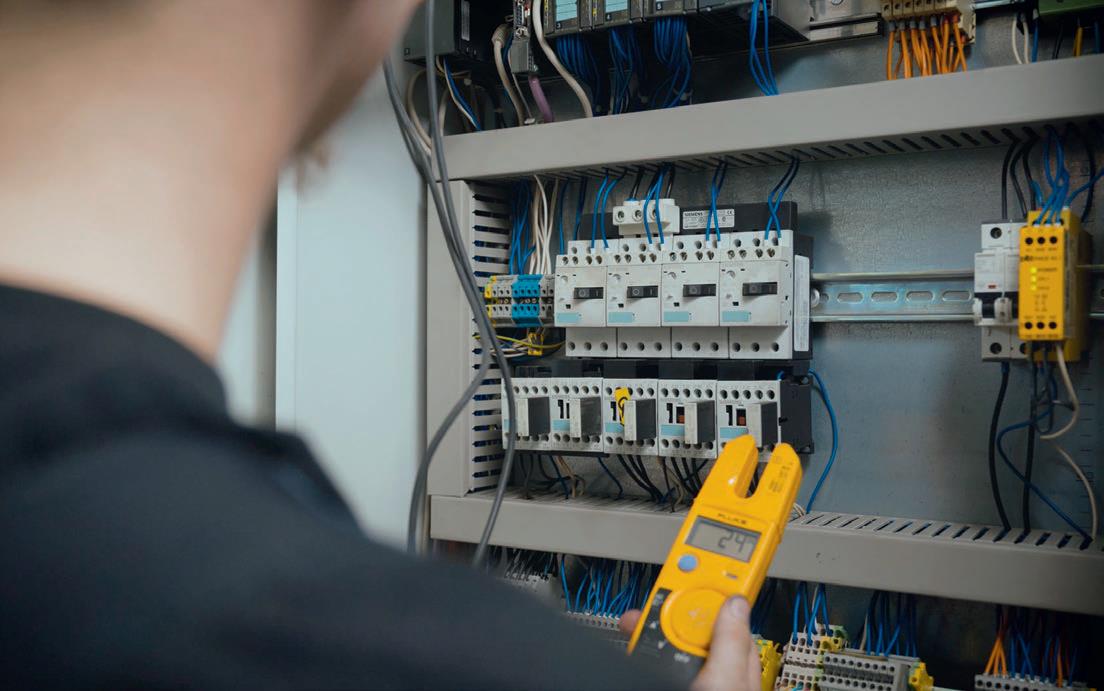 Arbeiten eines Mechatronikers